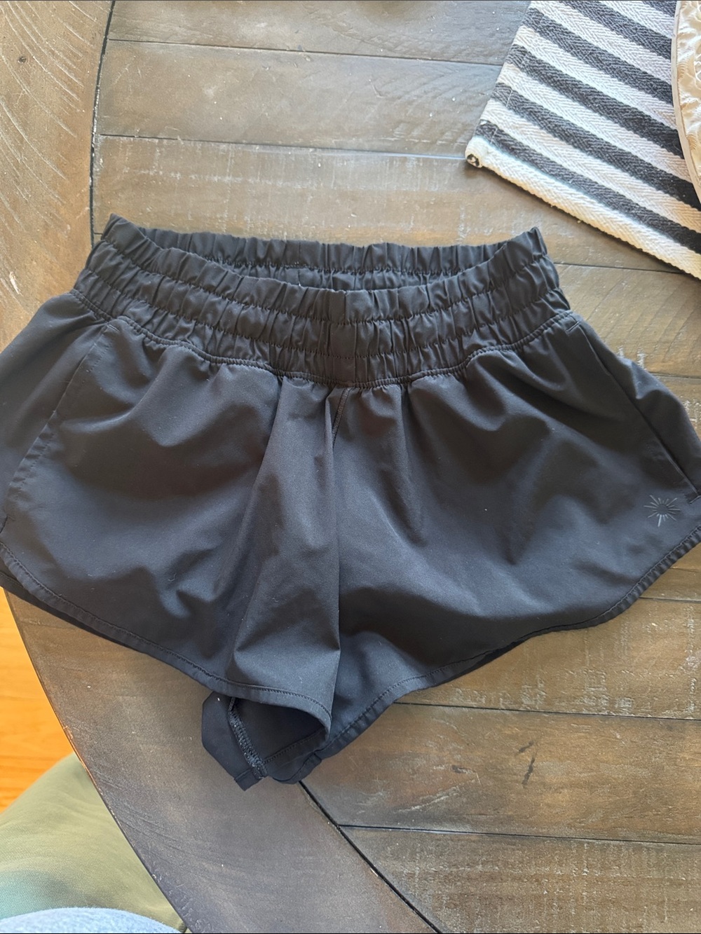 Aerie Hot Stuff xxs Women’s Black Athletic Shorts
